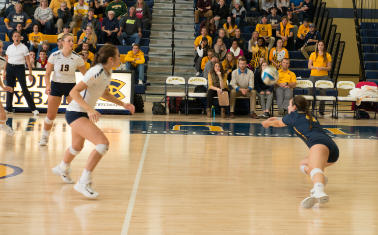 UW-Eau Claire vs. Luther College